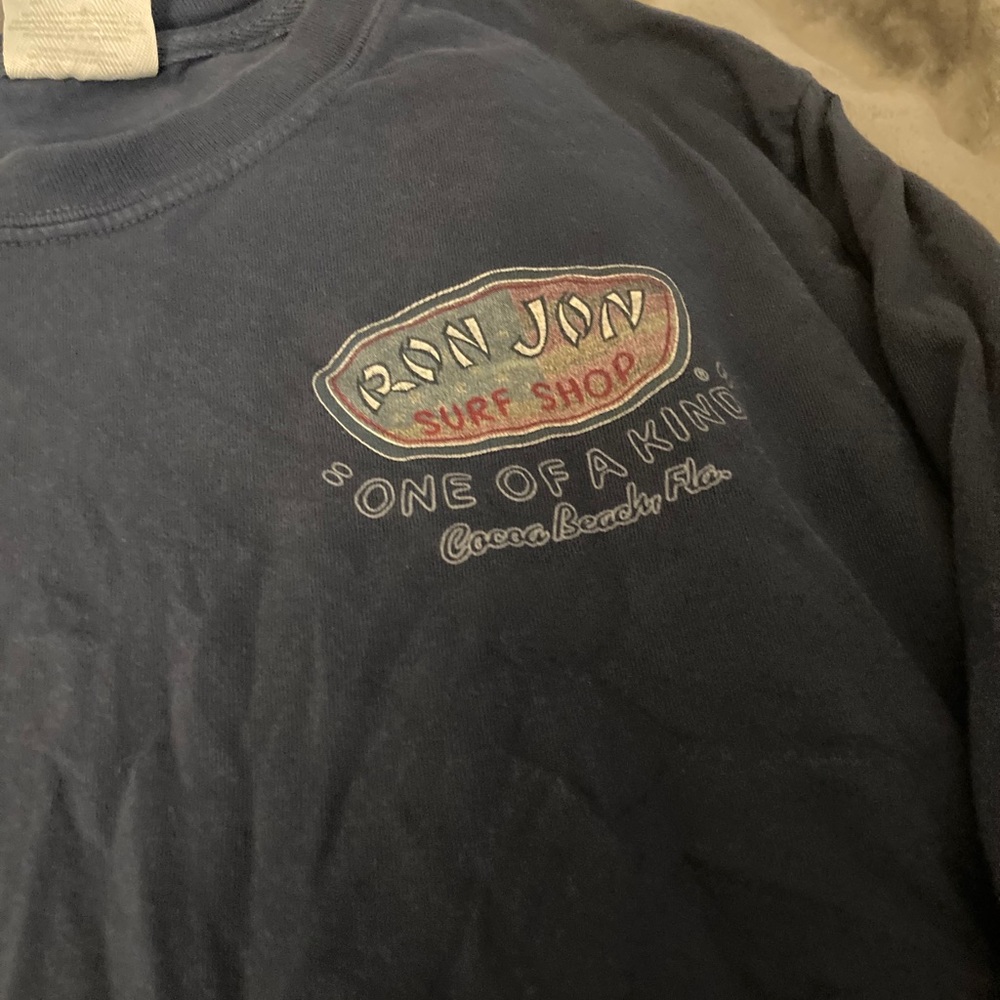 Navy Ron Jon Tee!! 🌊
